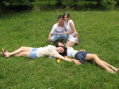 друзі на лузі